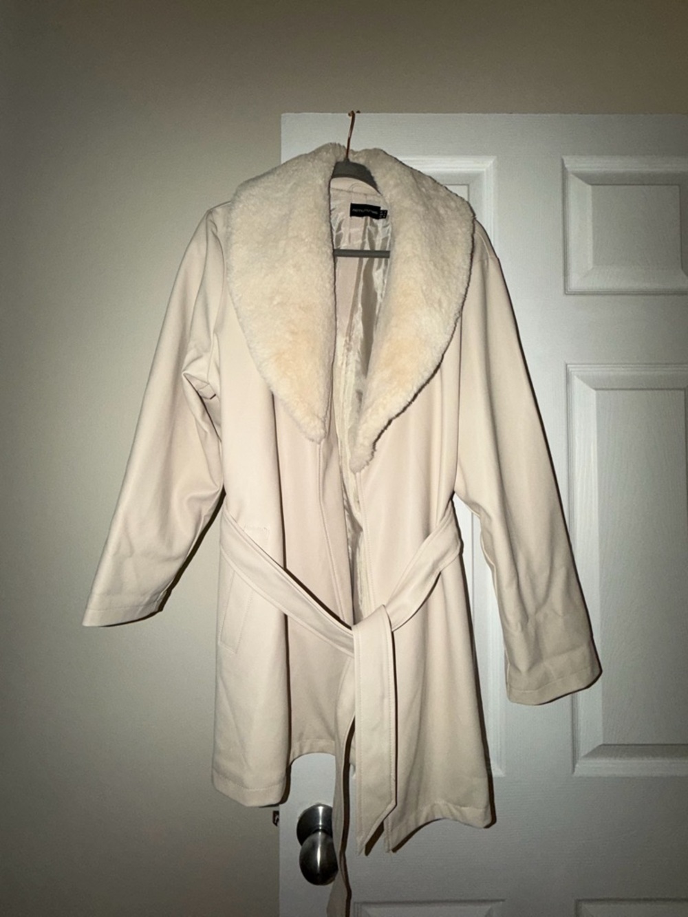 PrettyLittleThing Cream Faux Shearling Collar Trench Coat